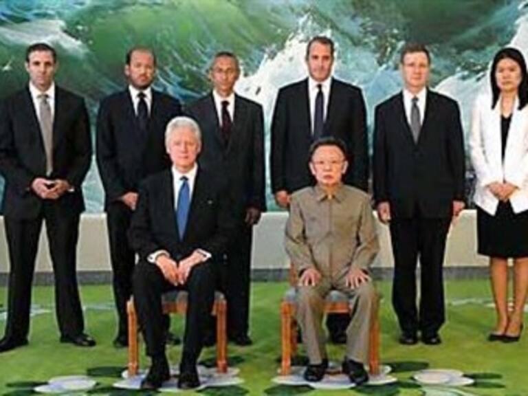 Indulta Norcorea a periodistas de EU