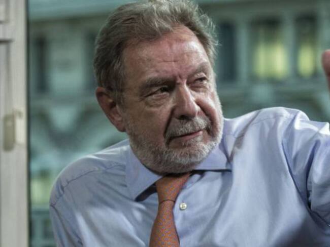 Juan Luis Cebrián: “Hay que garantizar la autonomía de las redacciones y de los directores”