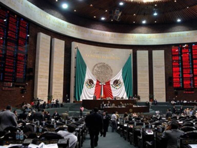 ​Piden diputados investigar relación de estudiantes de Ayotzinapa y el narcotráfico