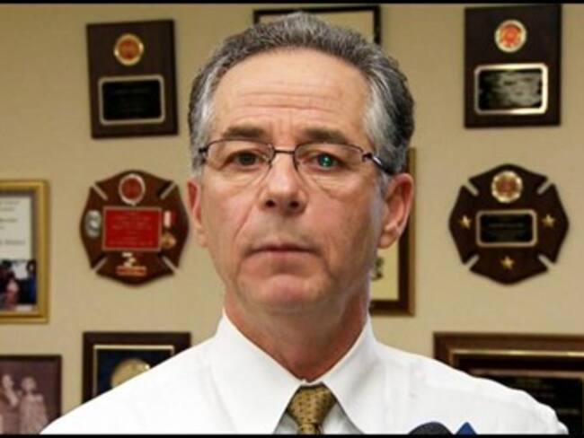 Pide NYT, renuncia del alcalde de Connecticut