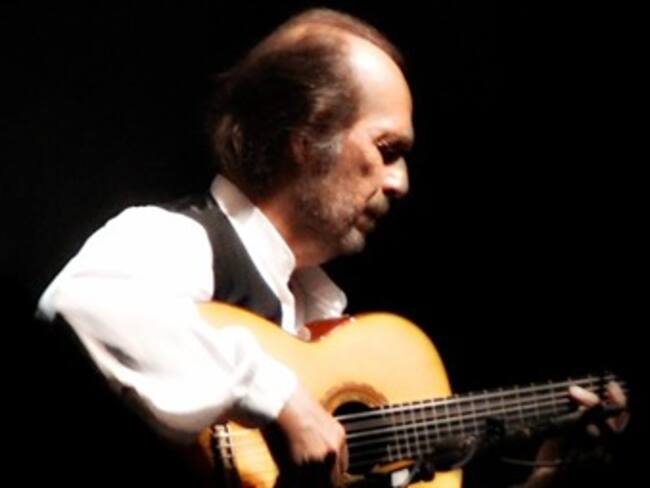 Llegan a Madrid restos mortales de guitarrista Paco de Lucía