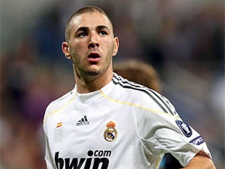 Gana Madrid 2-0 al BVB pero se despide de la Champions