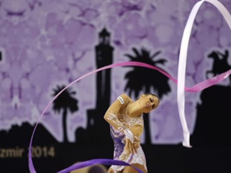 Acaba Carolina Rodríguez en séptima posición en la final de cinta