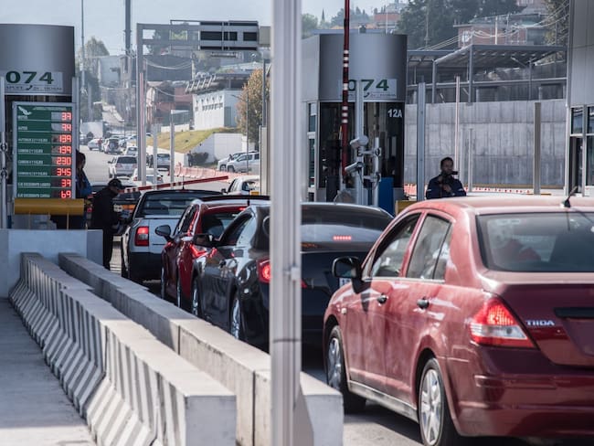 Guardia Nacional y SSC vigilan carreteras por vacaciones de Semana Santa