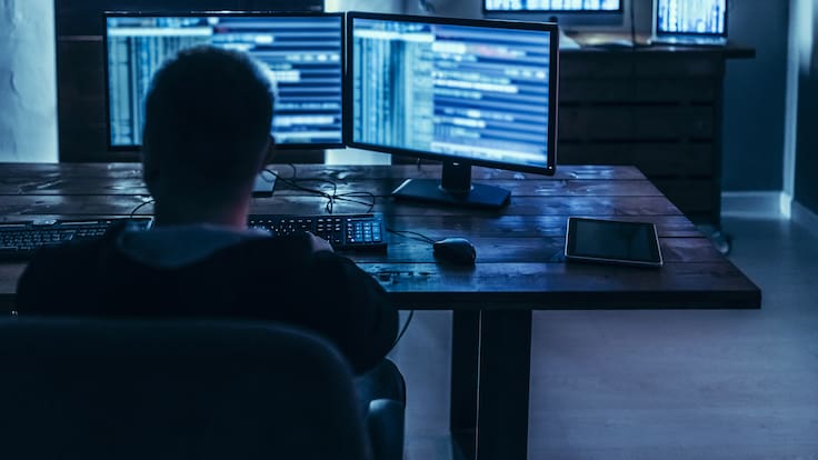 ¿Qué ocultan los contratos de Pegasus? Ordenan a la Sedena entregar versiones públicas de 2018 y 2019