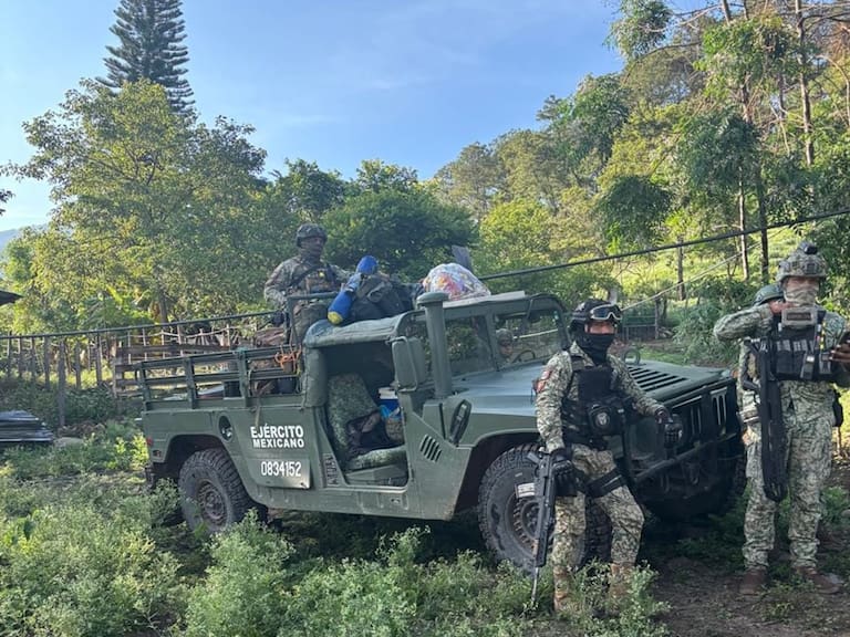 Elementos del Ejército fueron los primeros respondientes al llamado de auxilio de la comunidad de El Pescado, tras ataques de un presunto grupo criminal.