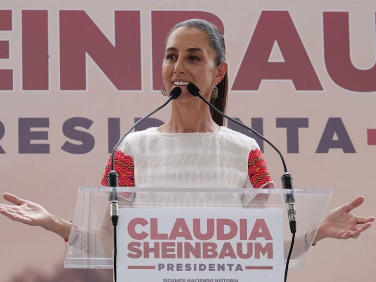 Massive Caller no es creíble, nos pidió recursos para orientar encuestas: Sheinbaum