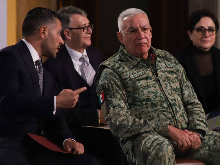 “Tenemos a un secretario de seguridad, muy poderoso... con mucho apoyo de la presidenta": Eduardo Guerrero