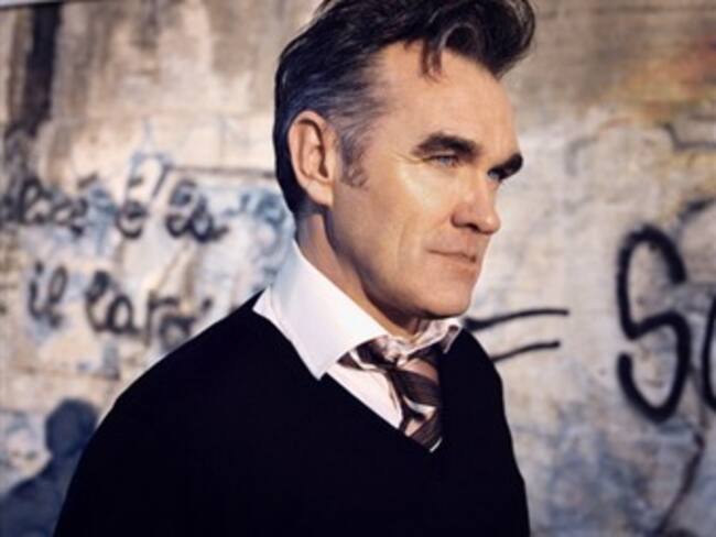 Festejará Morrissey cumpleaños 54 de regreso en los escenarios