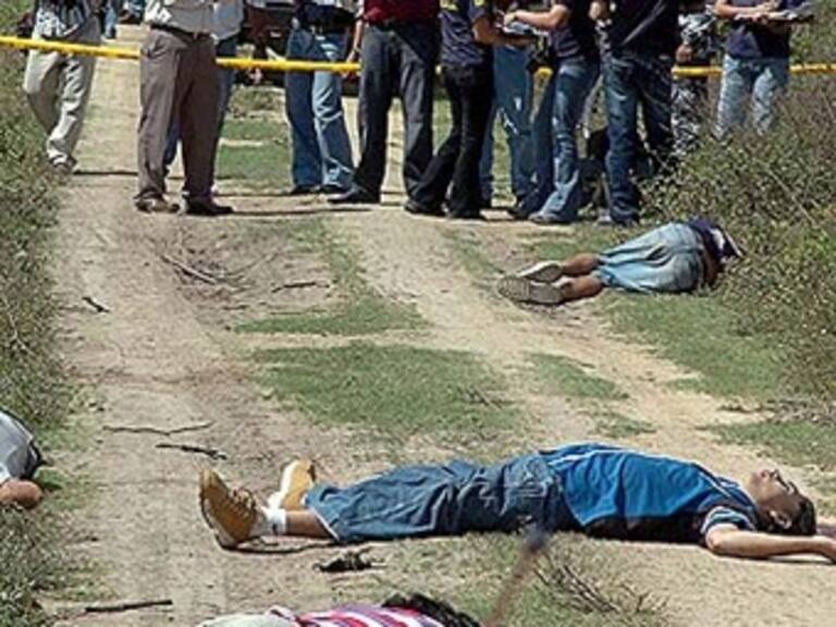 Investiga FBI asesinatos de empleados de EU