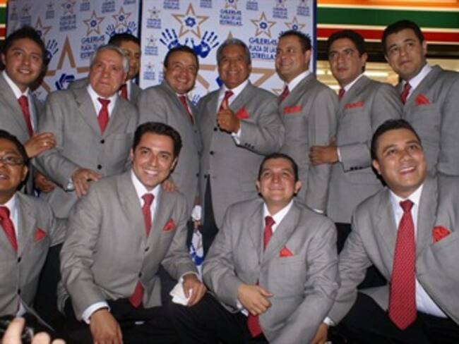 Amor de Cabaret, Sonora Santanera