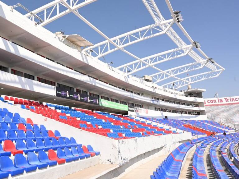 Estadio Sergio León Chavez