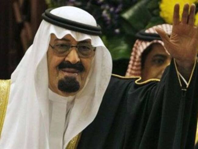 Dan último adiós a rey Abdullah