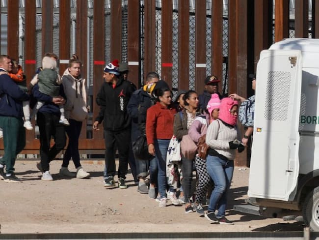 Sigue vigente Título 42, migrantes no podrán ingresar a Estados Unidos