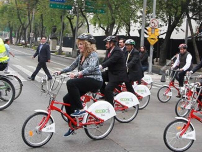 Invitan a capitalinos a capacitarse en ciclismo urbano