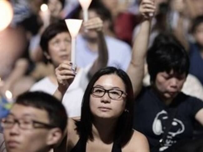 Conmemoran miles de personas en Hong Kong a víctimas de Tiananmen
