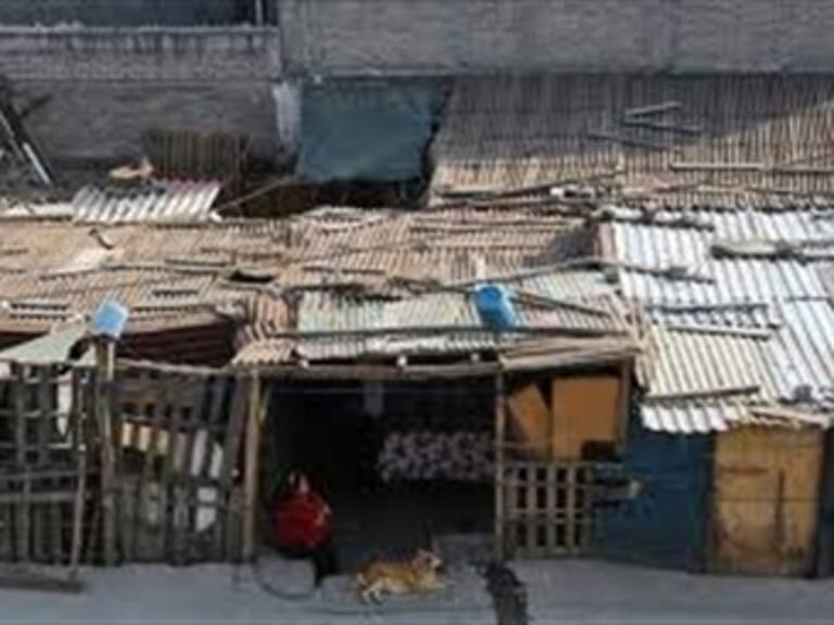 Infornavit y Seduvi rehabilitarán viviendas del DF