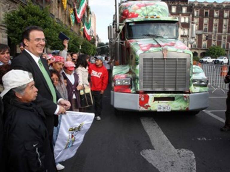 Da Ebrard banderazo de salida a 15 toneladas de huevo