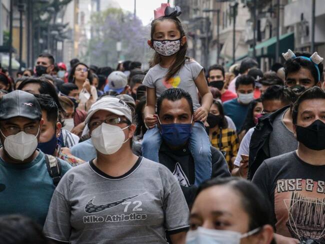 México suma 214 mil 504 muertes por COVID-19