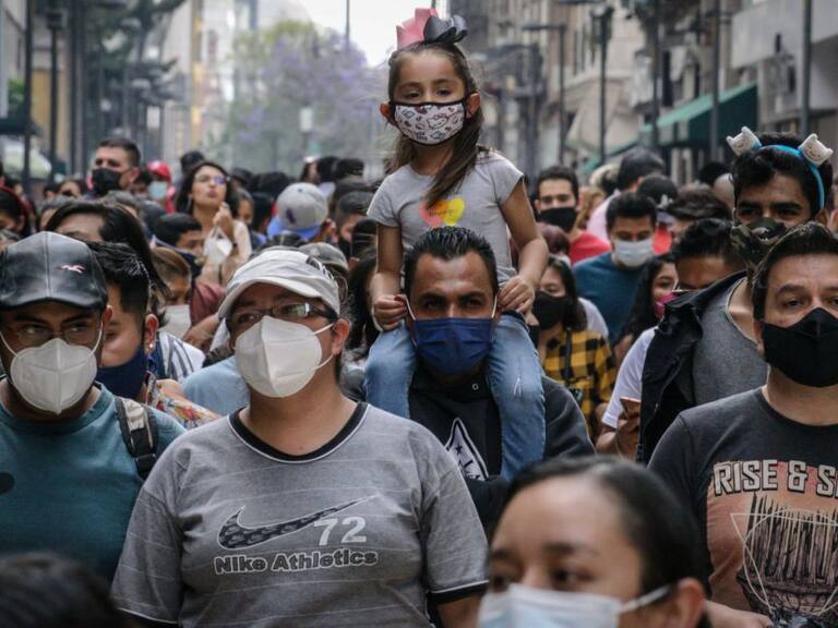 México suma 214 mil 504 muertes por COVID-19