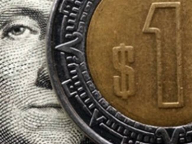 Llega dólar a $12.60, euro sube a $18.02 en DF