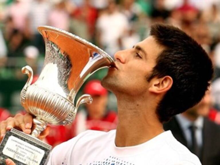 Gana Novak Djokovic ante Federer su segundo Masters ATP en Londres