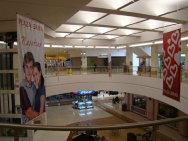 Clausuran Cinépolis Plaza Ermita