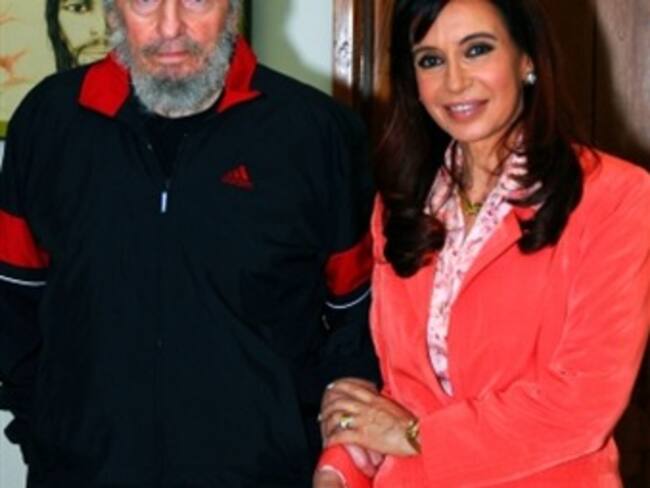 Divulgan primeras fotos de Fidel Castro desde el 18 de noviembre