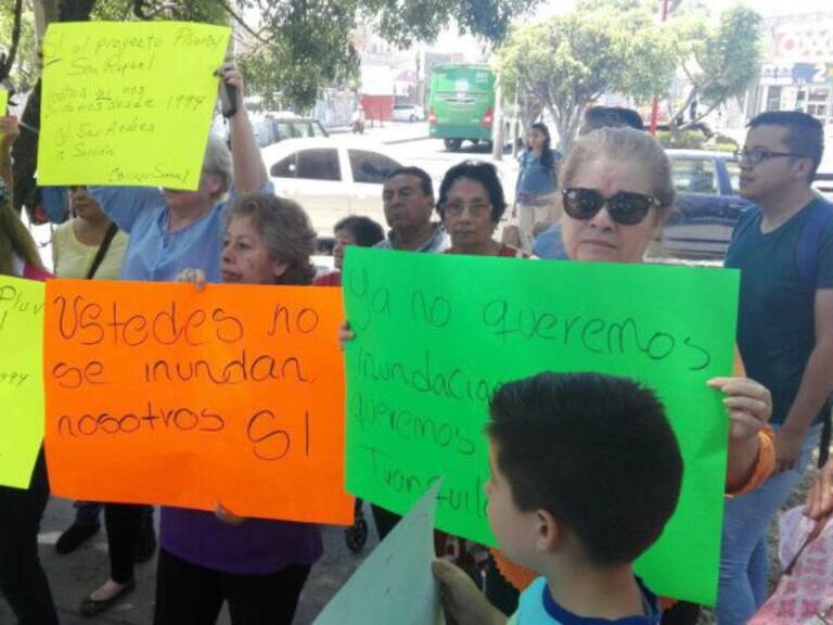Vecinos protestan en parque San Rafael, esta vez a favor de las obras