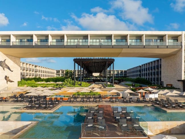 Inauguran Devossion by Live Aqua, un resort todo incluido para adultos en Playa del Carmen con enfoque wellness y experiencias gastronómicas de alto nivel