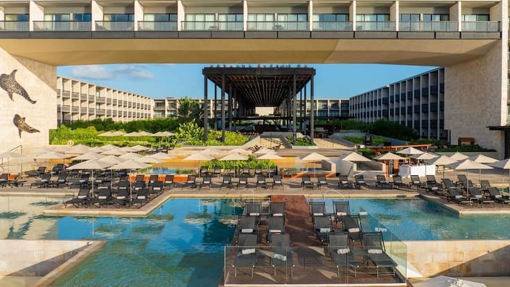 Inauguran Devossion by Live Aqua, un resort todo incluido para adultos en Playa del Carmen con enfoque wellness y experiencias gastronómicas de alto nivel