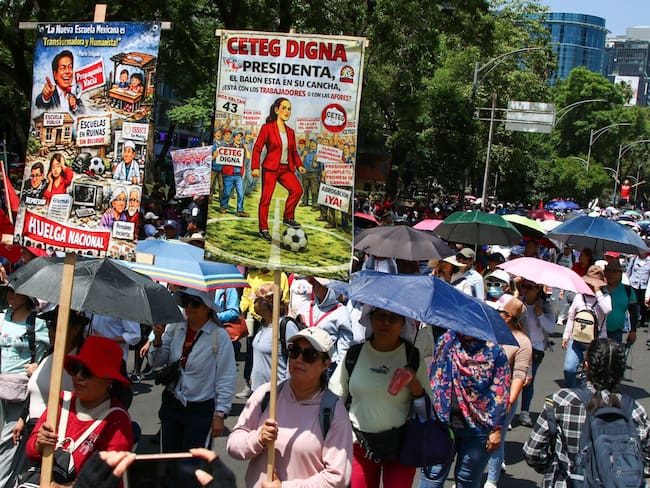 Marcha de la CNTE termina en polémica: Segob señala intervención de provocadores