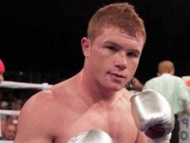 Cierra 'Canelo' preparación con entrenamiento público