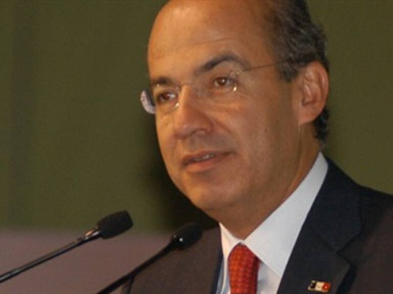 Se reunirá Calderón con comunidad mexicana en Houston