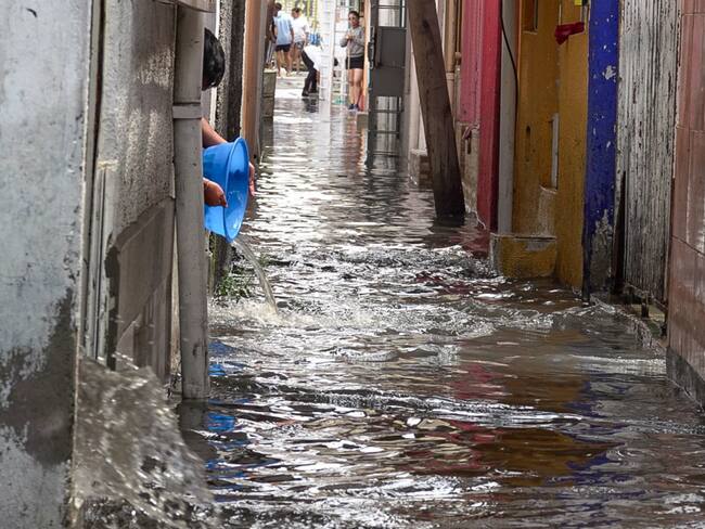 43 encharcamientos por lluvias de anoche: Gobierno CDMX