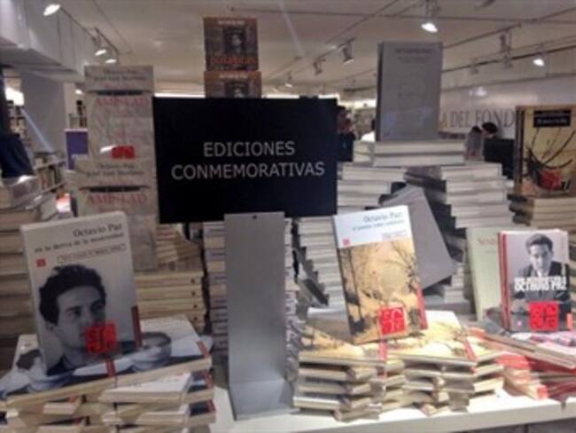 Presenta FCE nuevas ediciones conmemorativas de Octavio Paz