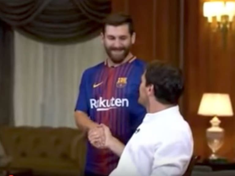 La divertida charla entre Iker Casillas y ¿Lionel Messi?