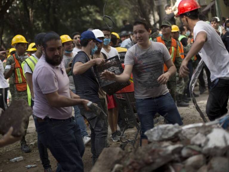 Los famosos reaccionan en redes tras el temblor en Ciudad de México