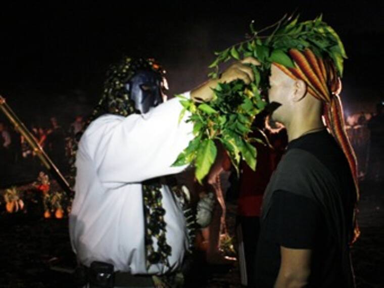 'Los Brujos del Poder'. Luis Suárez, esotérico. 03/03713