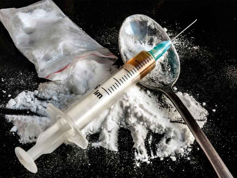 Aseguran centenas de dosis de cocaína y marihuana en Zapopan