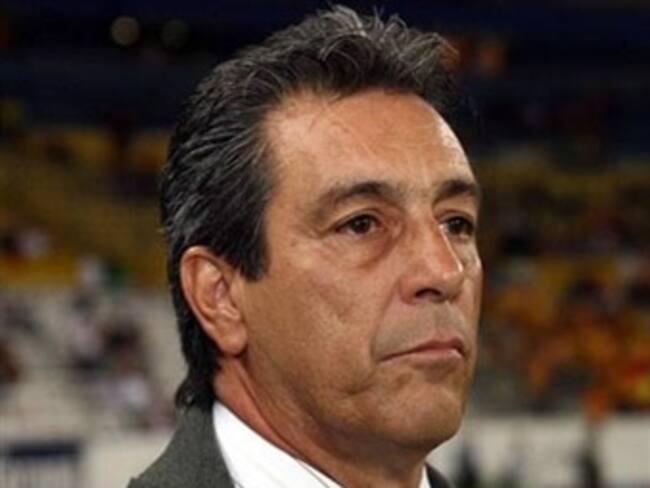 Mejor fútbol que ver cómo hablan bonito los candidatos: Tomás Boy