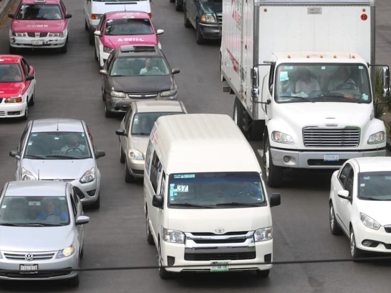 Van mil 600 vehículos llevados al corralón con “Hoy No Circula Extendido&quot;