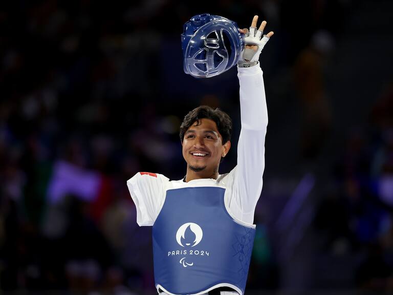 Juan Diego García se convirtió en doble medallista paralímpico, consiguió bronce en taekwondo.