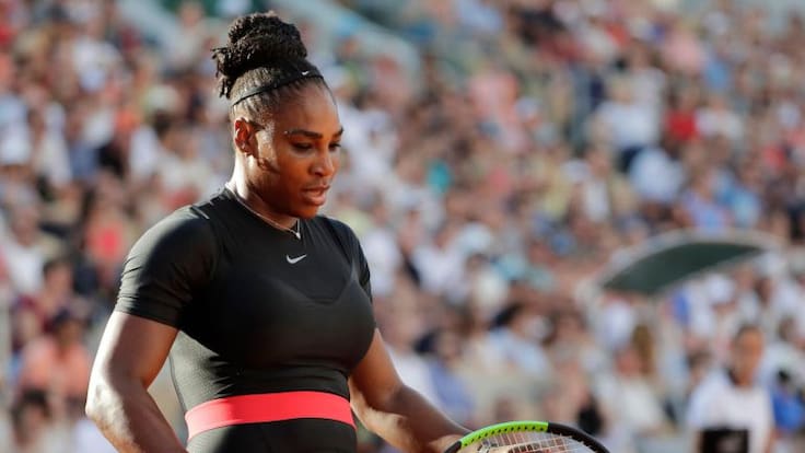 Con traje o sin traje, Serena Williams es superheroína