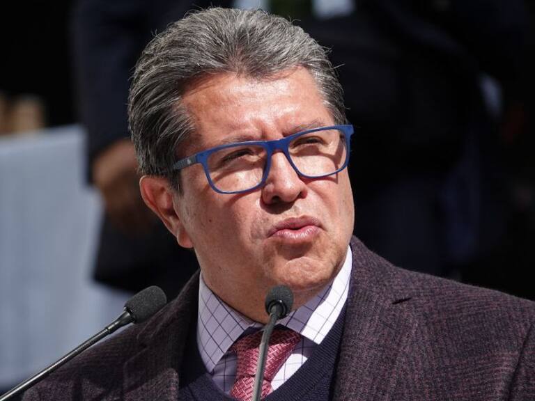 Sin reforma constitucional la GN no puede pasar a SEDENA, insiste Monreal