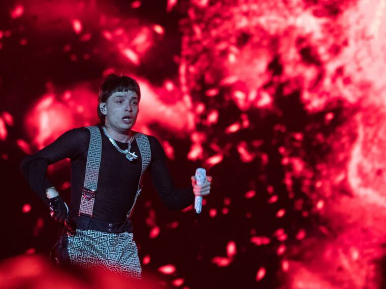 Piden cancelación de Peso Pluma en el festival chileno Viña del mar