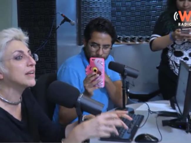 W Radio celebra 35 años de la trayectoria de Fernanda Tapia