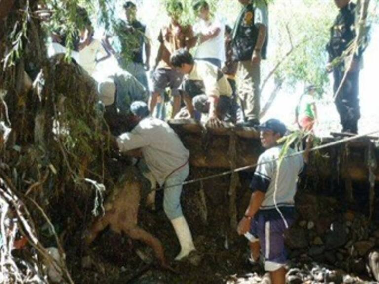 Alud deja 20 muertos en Perú