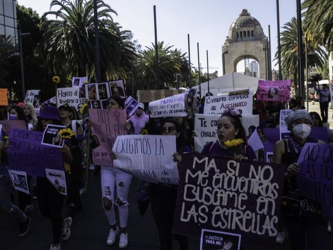 Familiares de Ariadna Fernanda marchan para exigir justicia