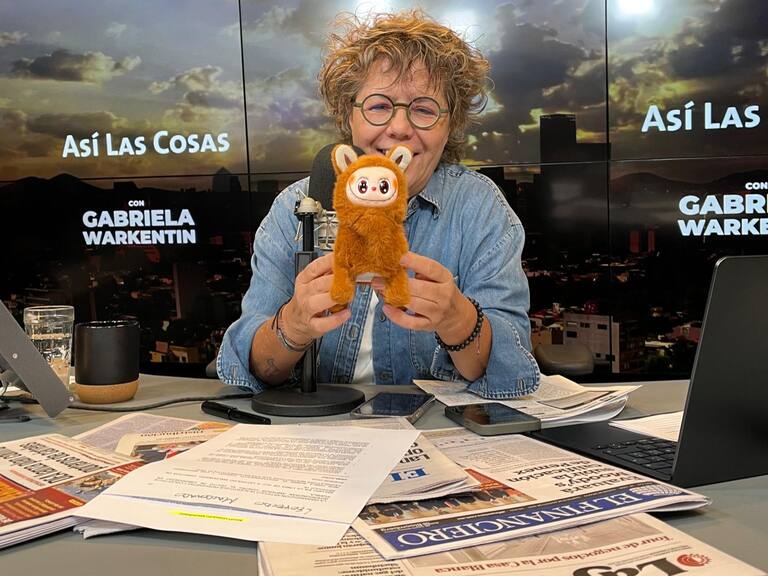 Gabriela Warkentin sorprendida por Los Labubus